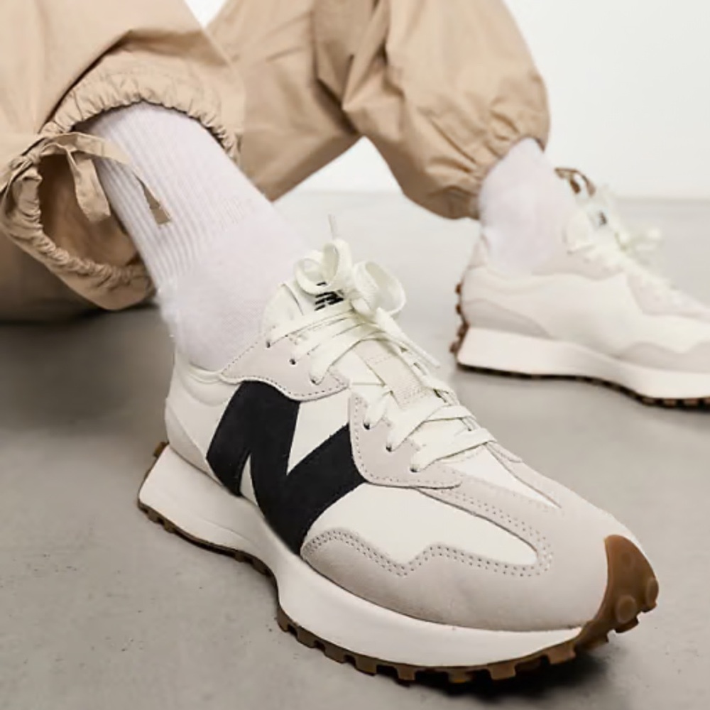 New Balance 327 White, Beige & Black Retro Runner Sneakers - Picture 9 of 11